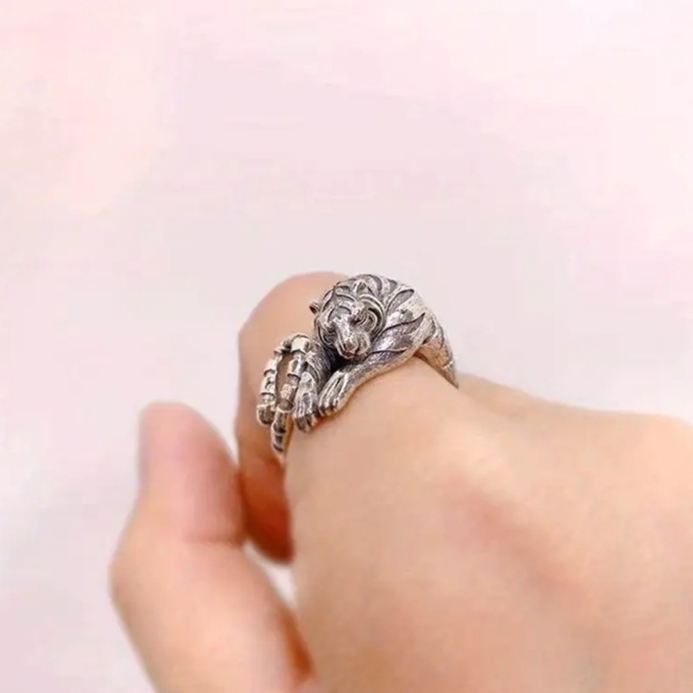 Tiger Open Ring - Picture 2 of 5